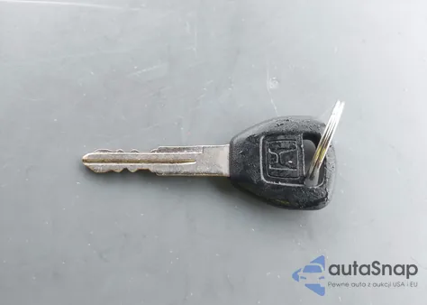 2002 Honda Civic Lx from USA, damaged, VIN 2HGES16652H611644